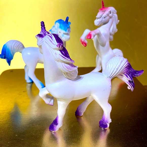 MYSTICAL UNICORN 80’s BUNDLE OF 3 CUTE UNICORNS SOLID PVC/VINYL TYPE 4.25”-5.25” - Picture 11 of 14